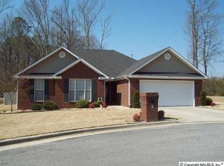 1001 Aspen Dr SW, Hartselle, AL 35640