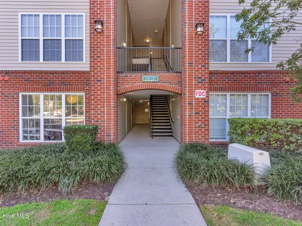 2820 Bloomfield Lane Unit 204, Wilmington, NC 28412
