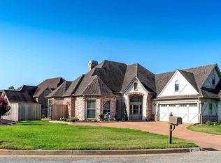 3802 Summerset Ct, Longview, TX 75605