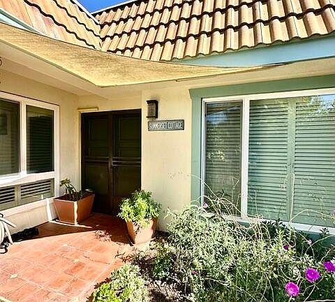 3rd image of 58 La Cumbre Cir