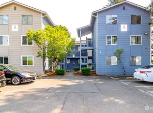 3302 I St NE APT A-101, Auburn, WA 98002