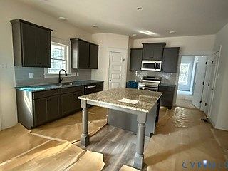 2nd image of 2219 Walnut Tree Blvd
