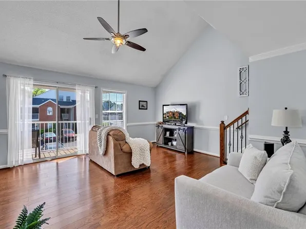 4311 Briarbush Ln, Virginia Beach, VA 23453