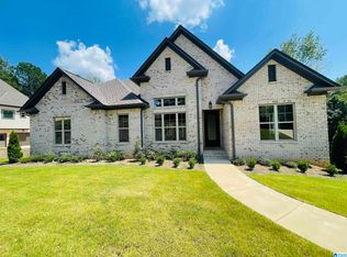 585 White Tail Run, Chelsea, AL 35043