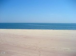 5 Walk, Clinton, CT 06413