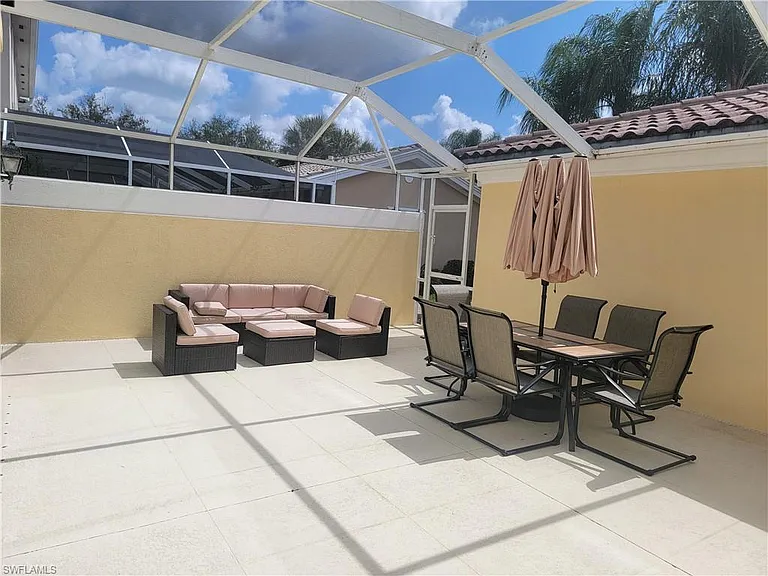 28209 Jeneva Way — Photo 3