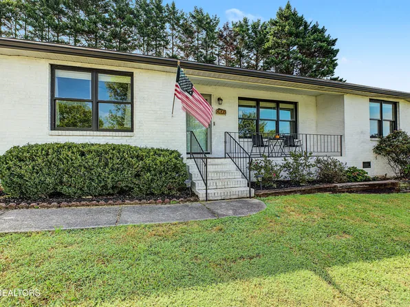 4208 Ingrid Dr, Maryville, TN 37801