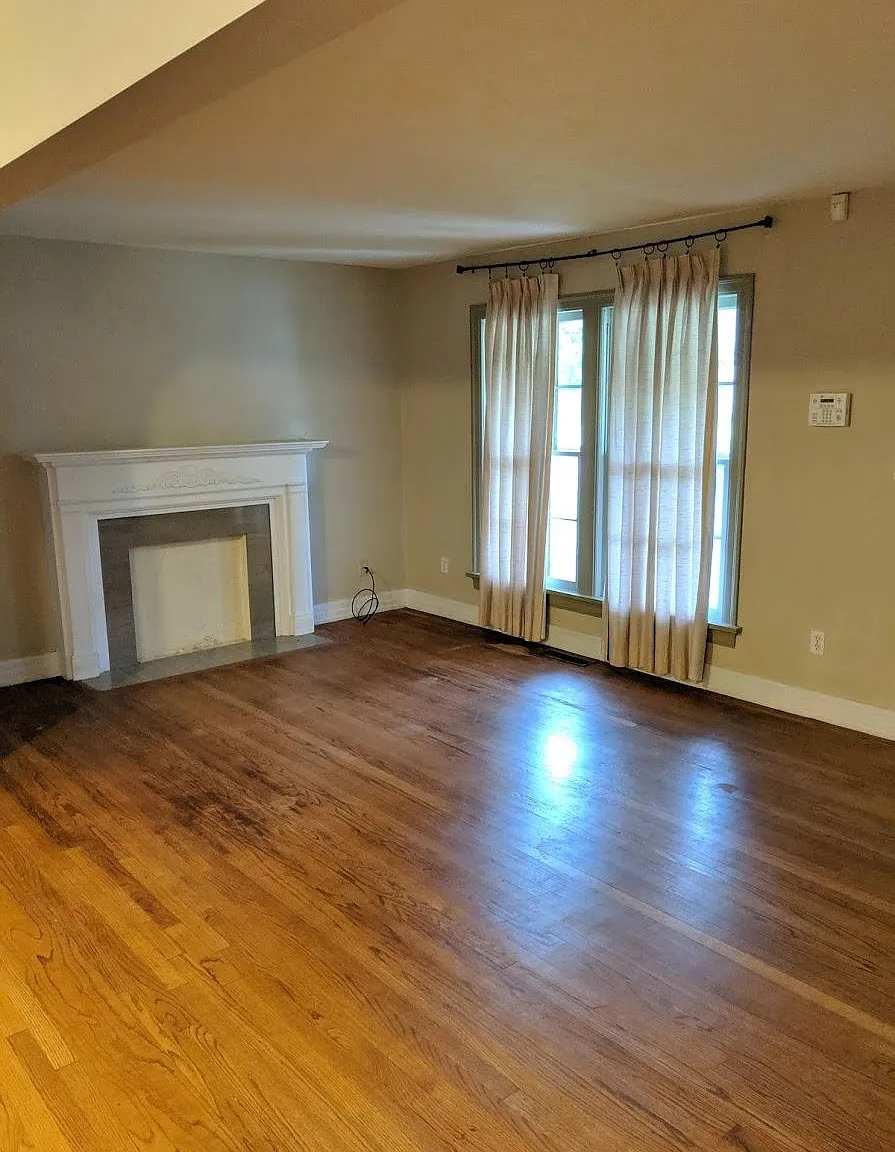 3 bed, 1592 sqft, $1,350 — Photo 2