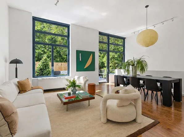 50 W 15th St APT 1E, New York, NY 10011