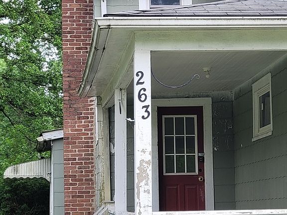 2nd image of 263 E Lorain St