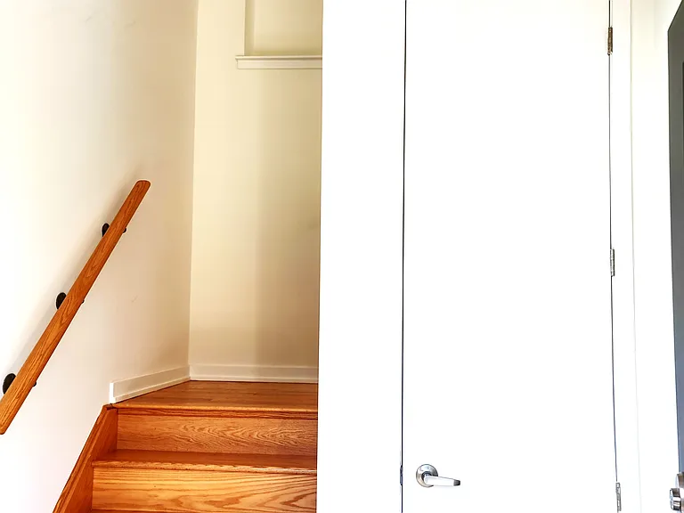 35 Wuhan Ln — Photo 3