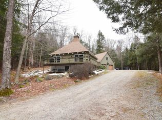 52 Lost Valley Rd, North Woodstock, NH 03262