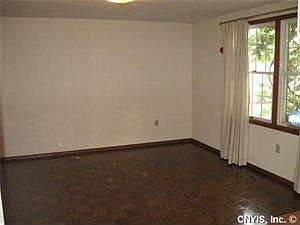 5th image of 8179 Capricorn Dr