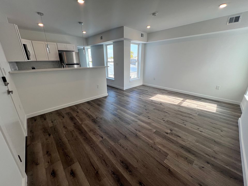 1st image of 242 E Girard Ave #9A