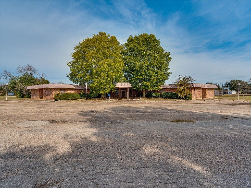 117 Twin Cir, Wortham, TX 76693 MLS 20509140 Zillow