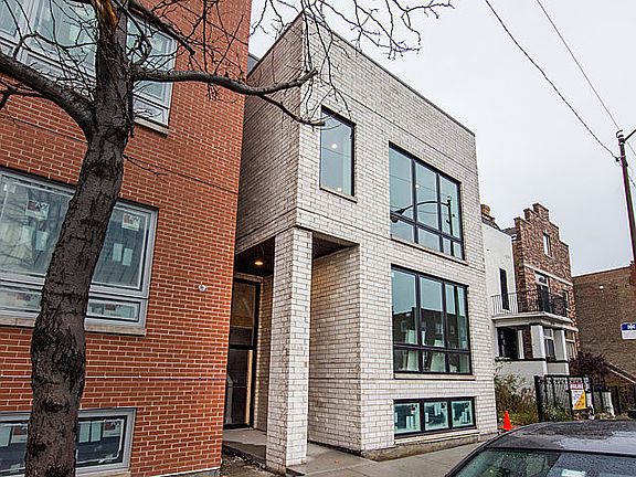 2nd image of 2740 N Ashland Ave #3