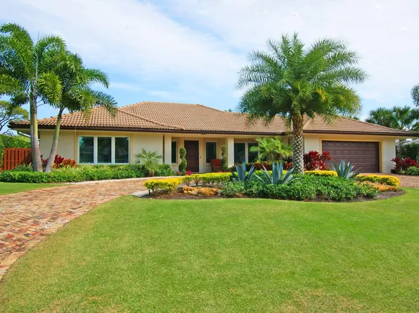 210 Golfview Drive, Tequesta, FL 33469