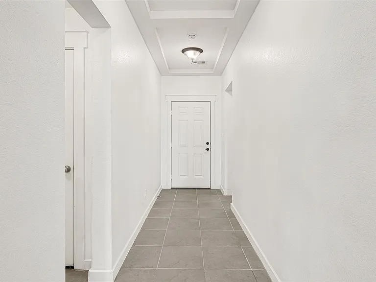 3021 Quarry Springs Dr — Photo 5