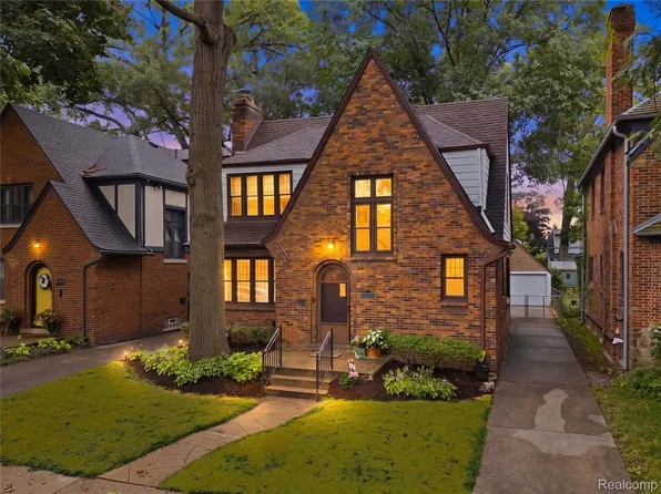 20436 Briarcliff Rd, Detroit, MI 48221