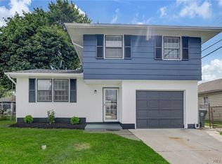 9 Lewan Dr, Depew, NY 14043