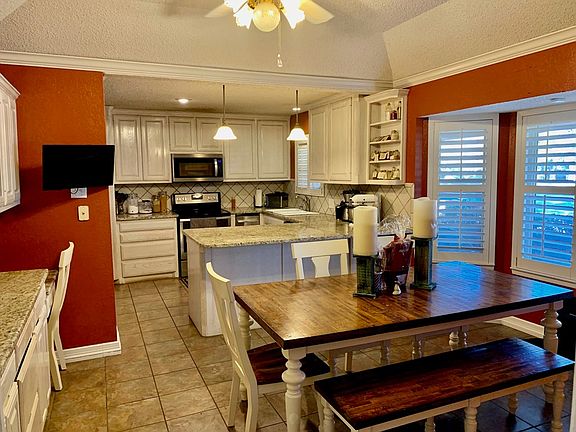 5th image of 4906 Pepperidge Pl