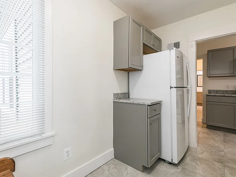 1207 Madison St #1 — Photo 21