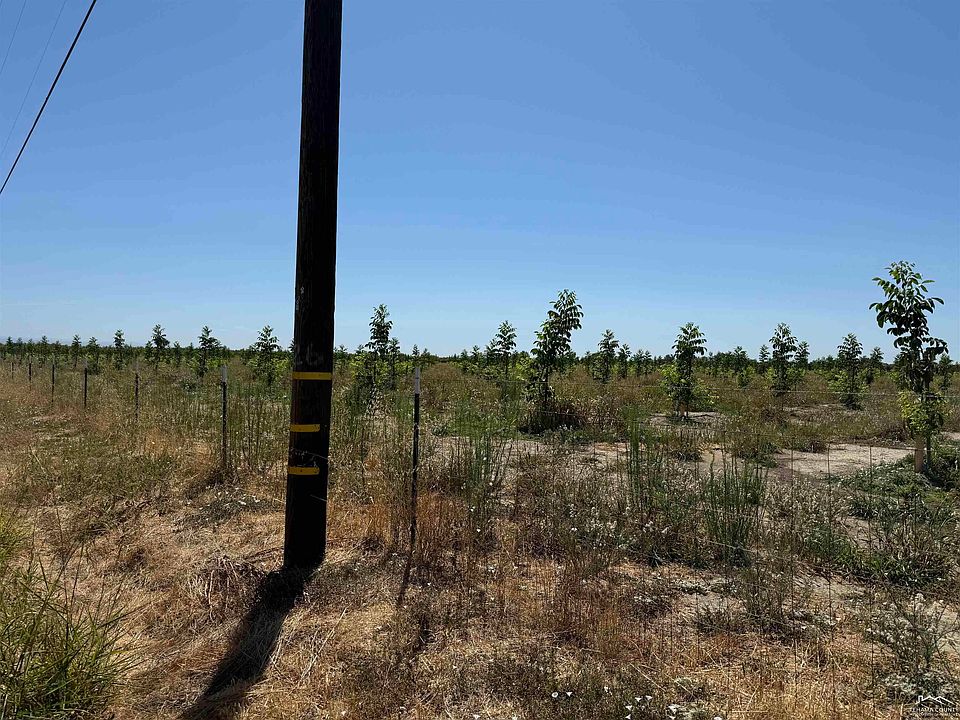 2nd image of 0 Loleta Ave