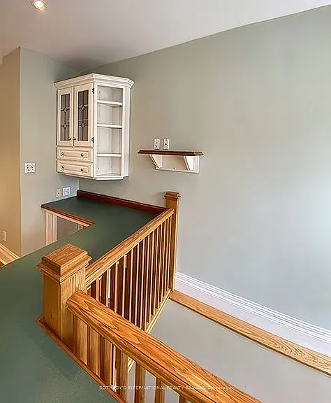 21 Melgund Rd #MAIN LOWER — Photo 11