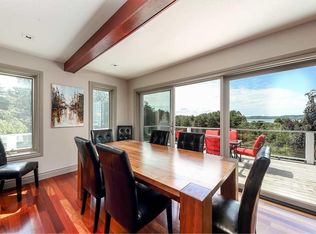 7395 E Lakeview Hills Rd, Traverse City, MI 49684