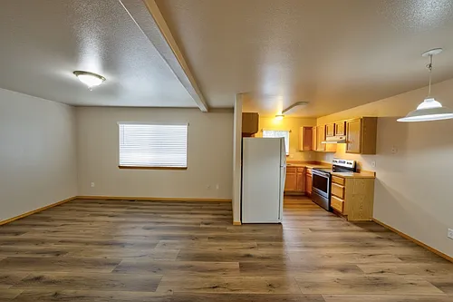 1133 NE Hidden Valley Dr #A-D Photo 1 1133 NE Hidden Valley Dr #A-D Photo 1
