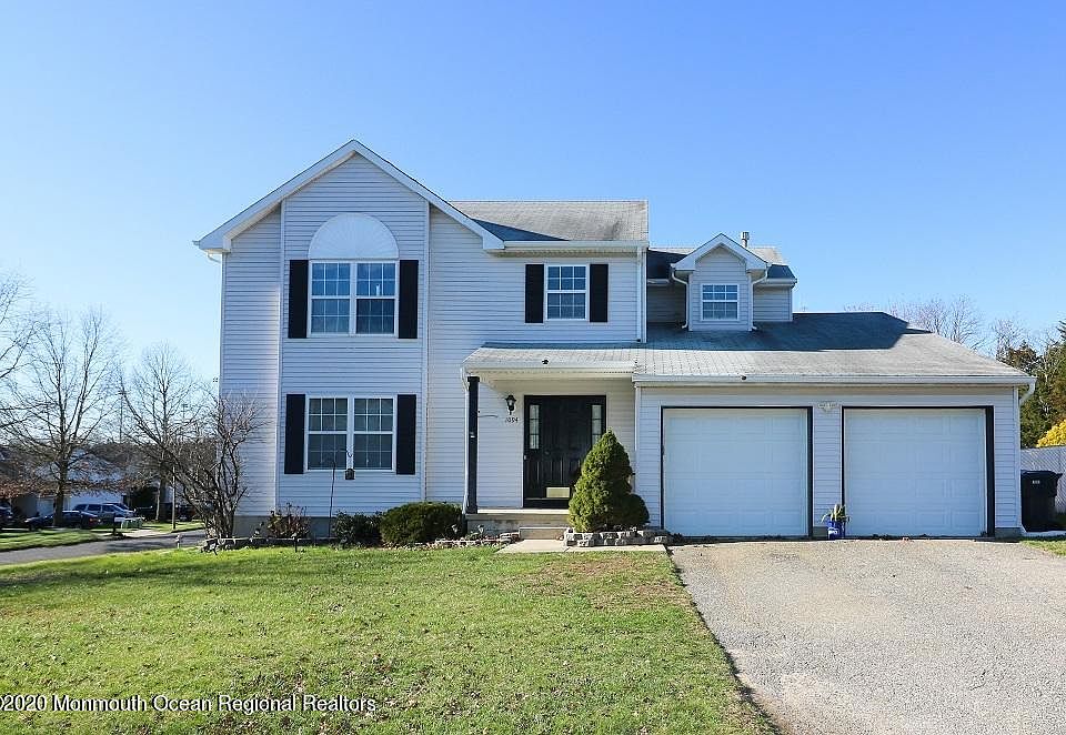 1st image of 1094 White Oak Ct