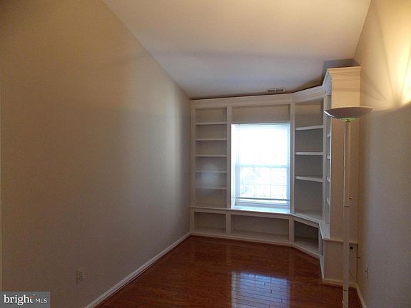 5th image of 10 Rumford Dr Unit 303