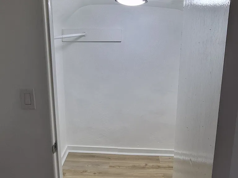 1025 Kenneth Ave #2 — Photo 15