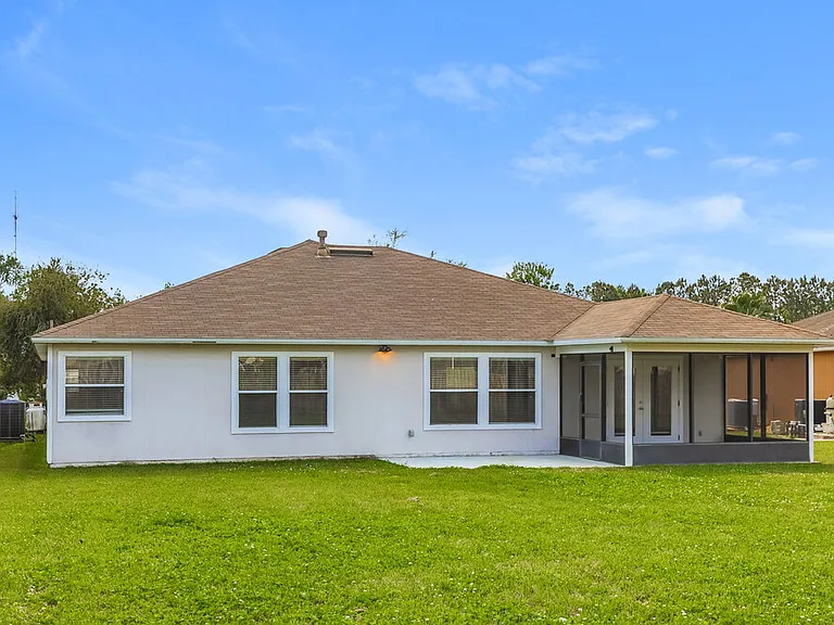 2732 Woodsdale Dr — Photo 14
