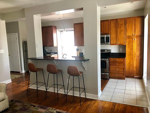 3rd image of 219 N 19th St APT 41