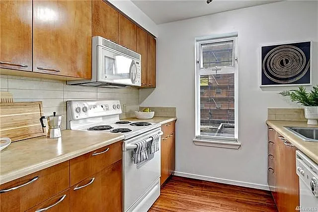 12334 31st Ave NE #308 — Photo 6