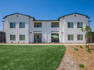 116 N Lyon Ave #203, Firebaugh, CA 93622