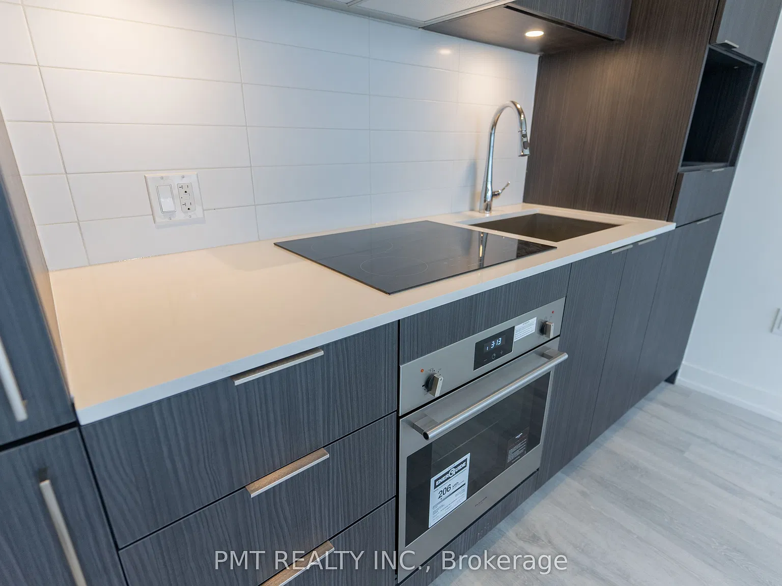 2 bed, $2,850 — Photo 2