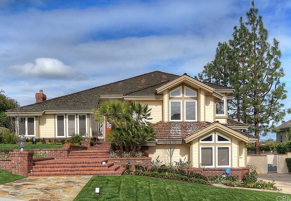 1st image of 27401 Silver Creek Dr