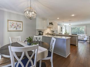 1200 Slann Dr, Cayce, SC 29033