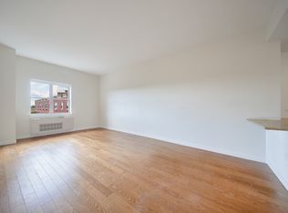 75-25 153rd St #549, Flushing, NY 11367