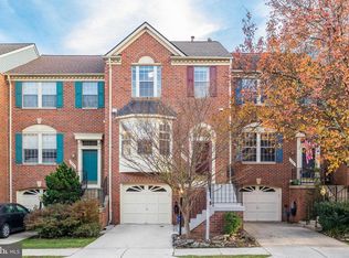 1459 Park Garden Ln, Reston, VA 20194