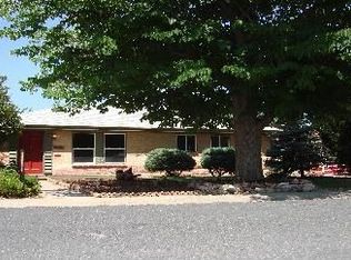 2219 Elmira St, Aurora, CO 80010