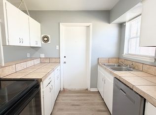 1702-1704-1706 A, Lubbock, TX 79411