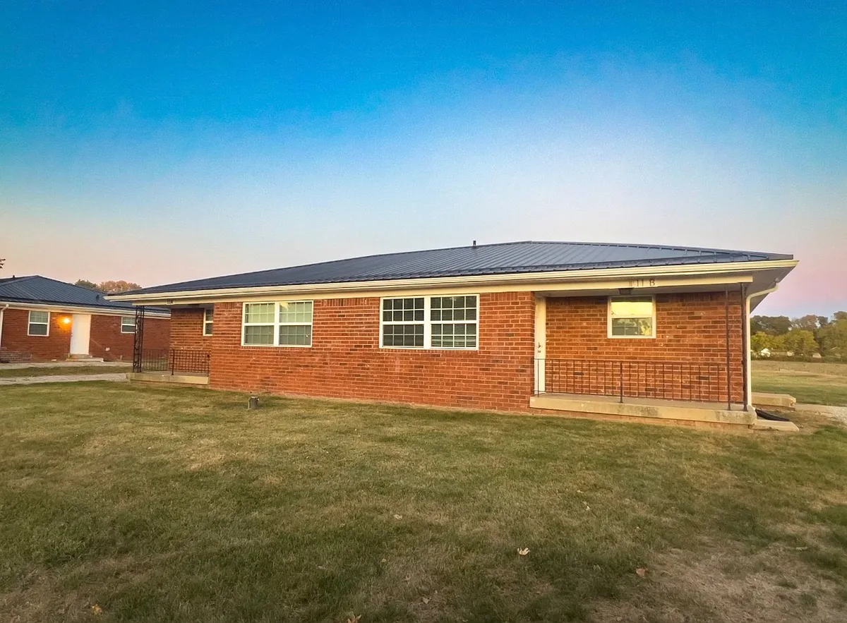 Building Photo - Ashwood Acres