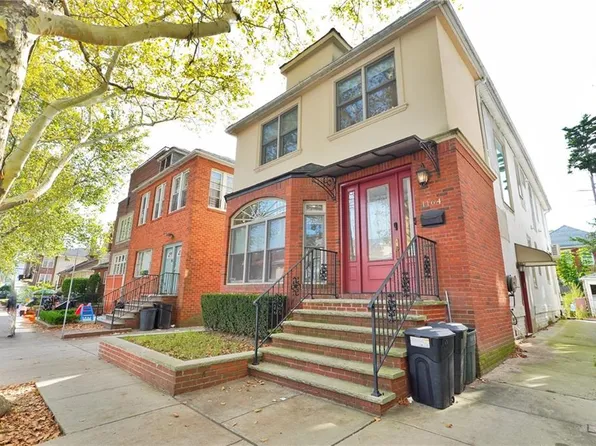 1164 E 10th St, Brooklyn, NY 11230