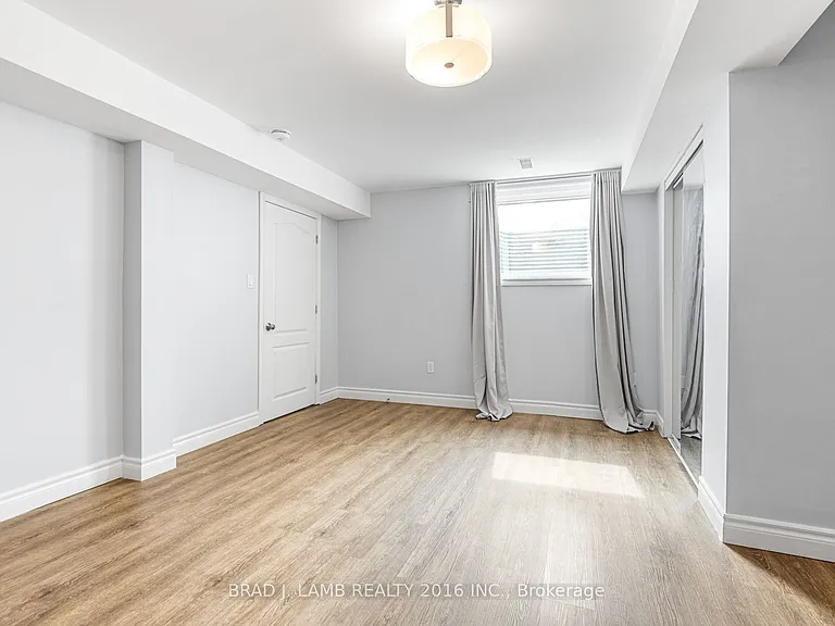 3 Hearson St #BASEMENT — Photo 25