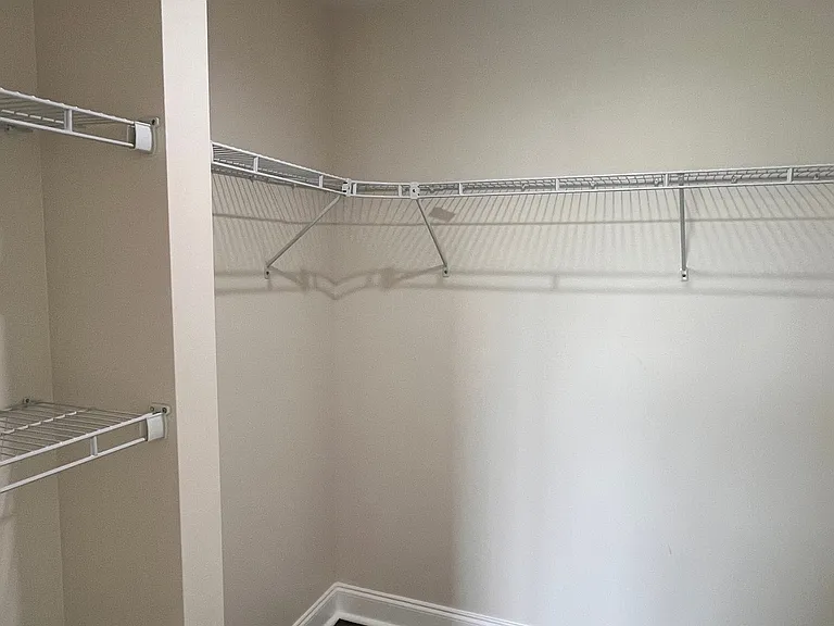 500 Skylar Dr — Photo 8