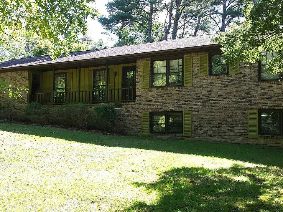 1st image of 2858 Hickory Ln