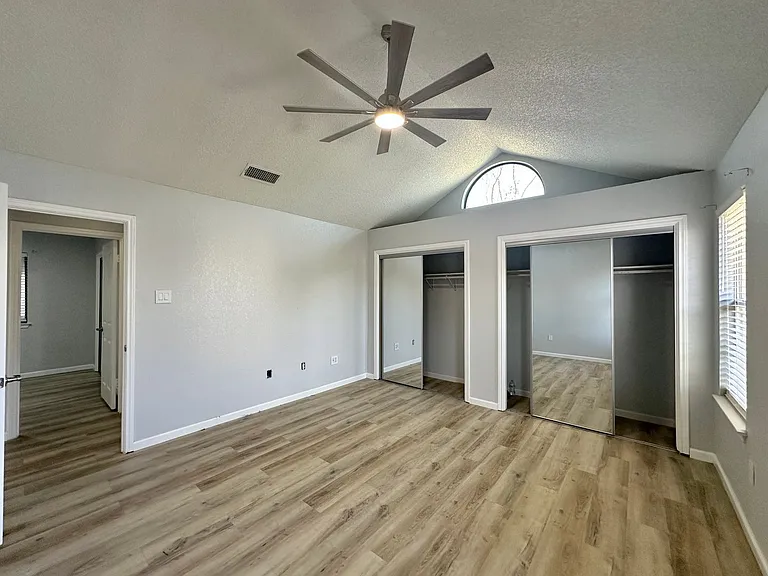 312 Bronc Dr — Photo 13